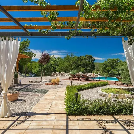 Veselici Дом отдыха