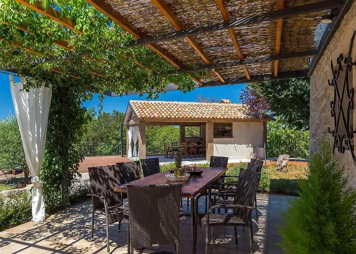 Veselici Сasa de vacaciones Plomin