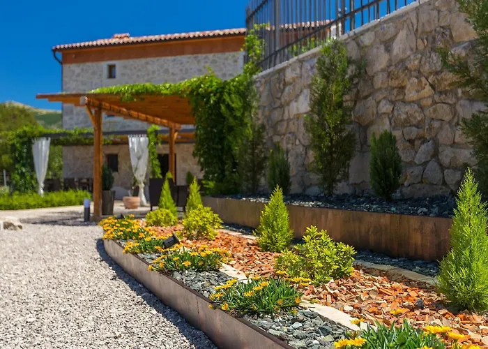 Veselici * פלומין