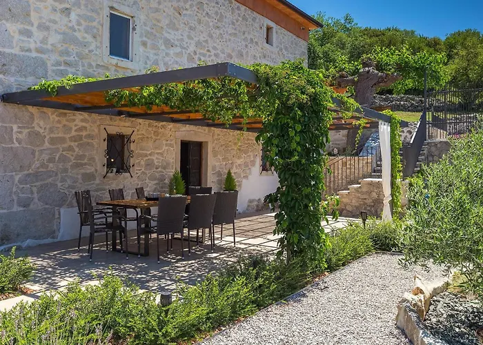 Veselici בית נופש